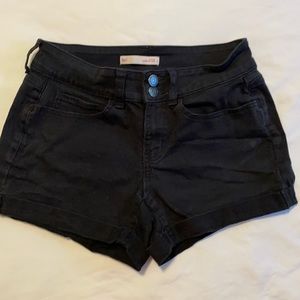SO low rise FAVORITE MIDI size 5 black shorts